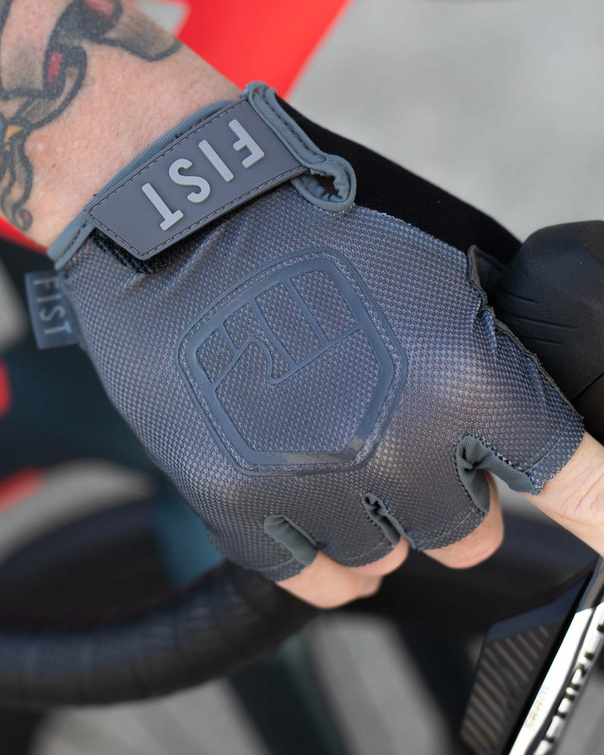 Greyscale 1/2 Finger Adult Glove