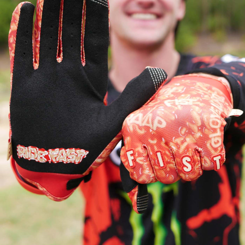 Letterghetti Glove