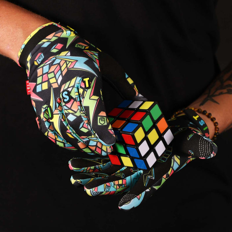 Dean Lucas Puzzled Glove