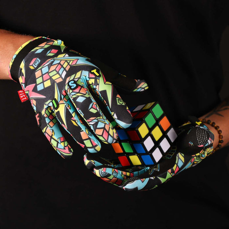 Dean Lucas Puzzled Glove