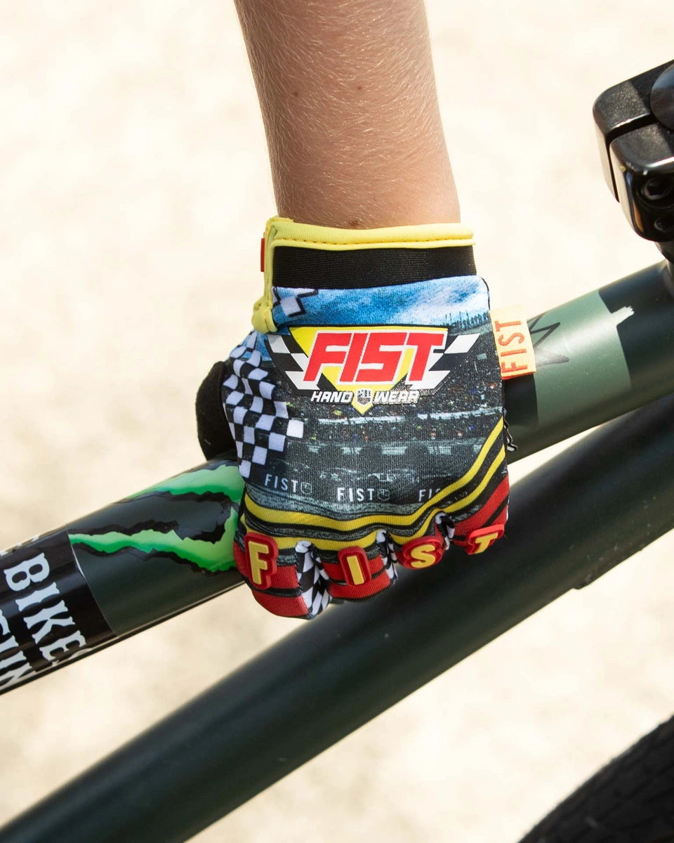 CH28 | Speedway Youth Glove